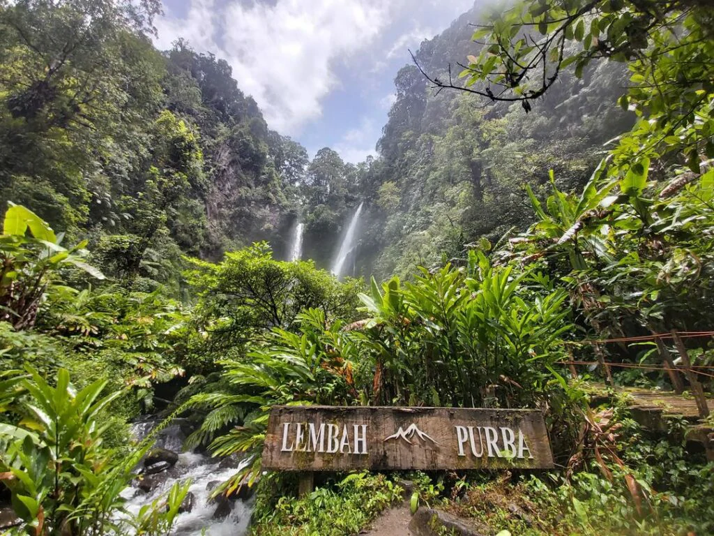 Lembah Purba Situ Gunung Travel Sukabumi Jakarta